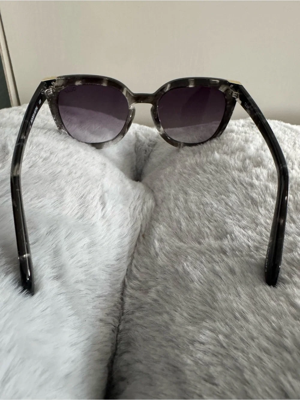 Quay Australia Gray Tortoiseshell Oversized Cat-Eye Sunglasses